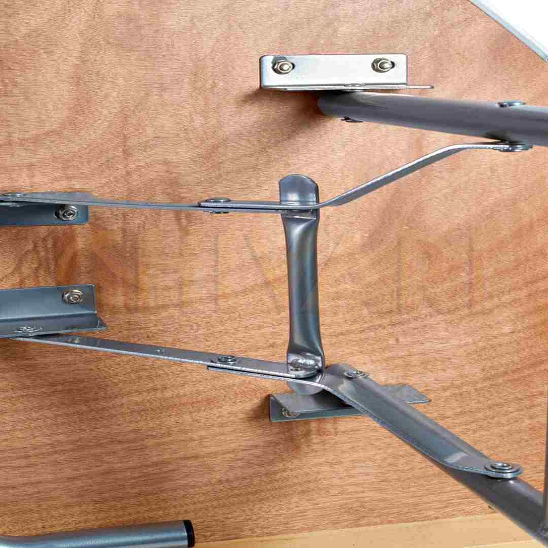 Chivari Scratch and Dent 60