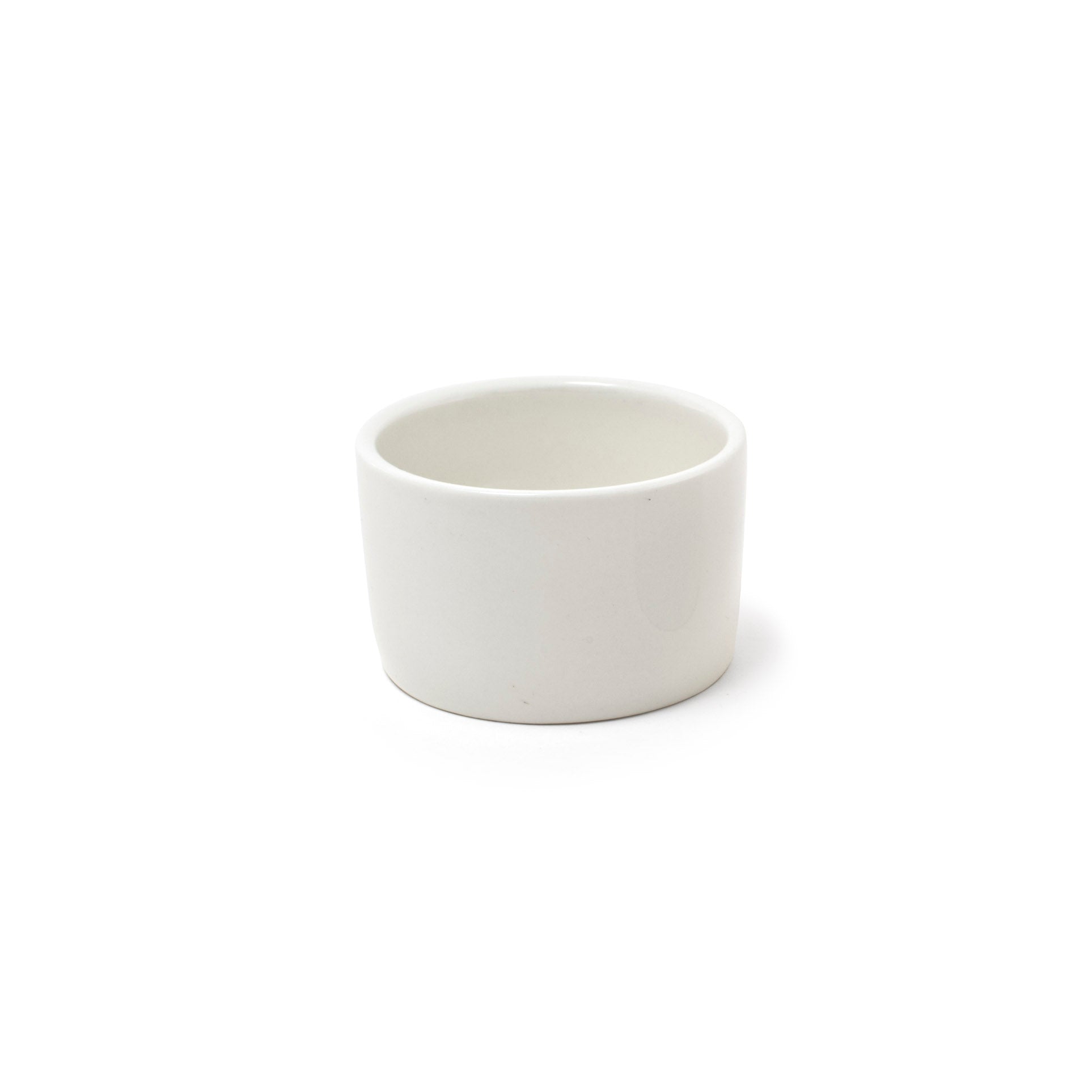 Front of the House FOH ASC014BEP13 6 oz Round Catalyst® Canvas® Ramekin - Case of 12 FOH-ASC014BEP13
