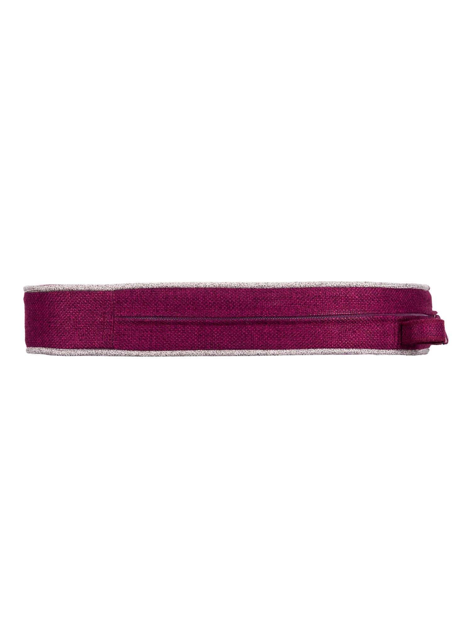 Chivari Burgundy with Gray Piping 2.5