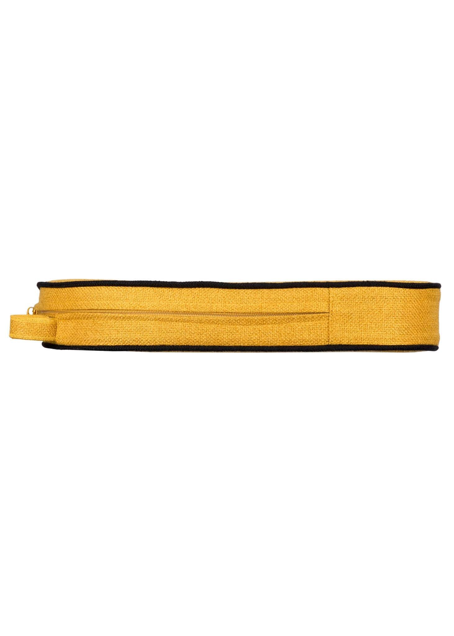 Chivari Gold with Black Piping 2.5
