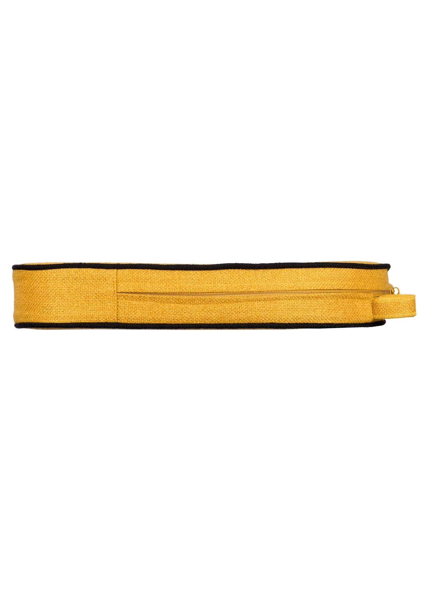 Chivari Gold with Black Piping 2.5