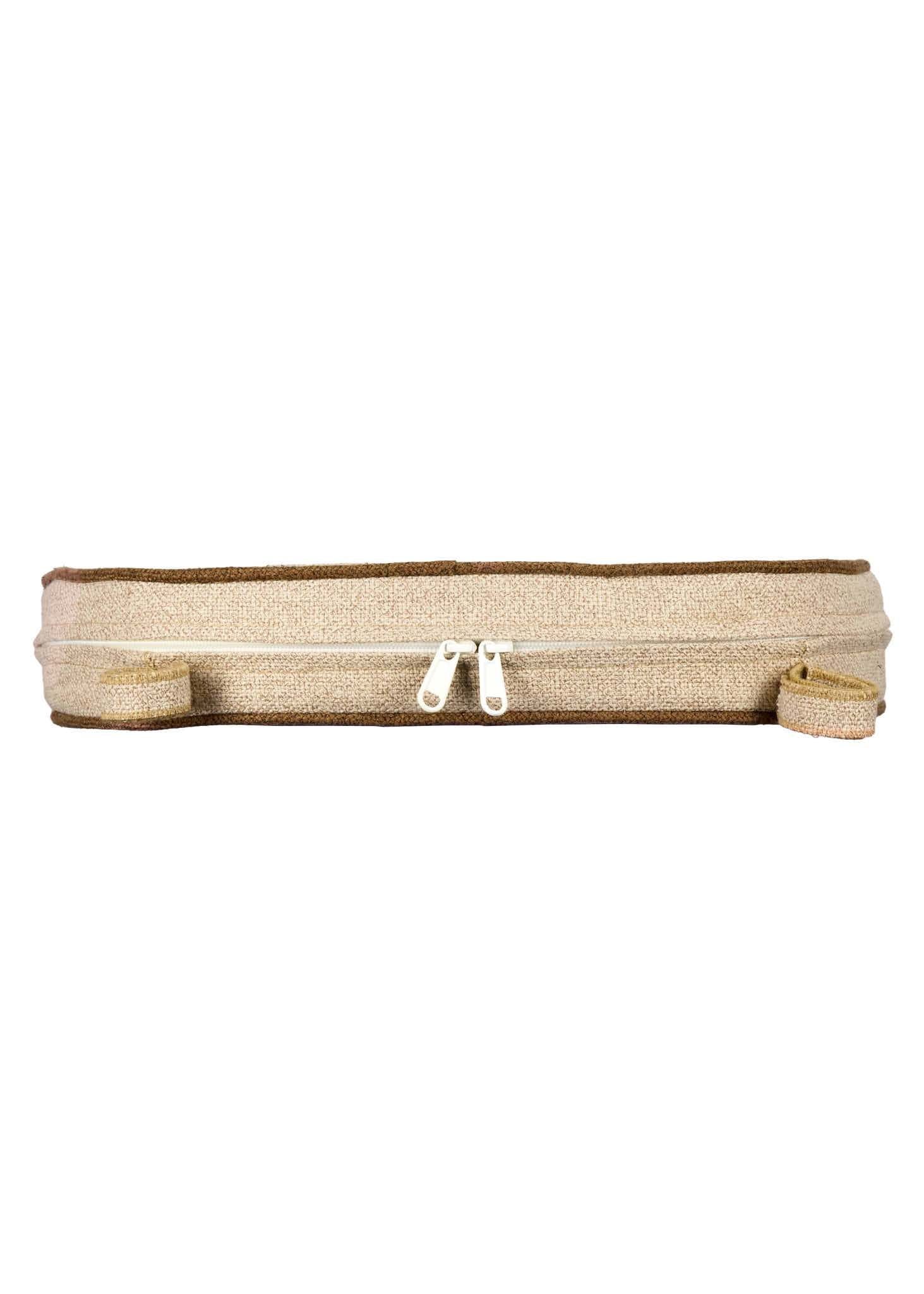 Chivari Ivory with Brown Piping 2.5