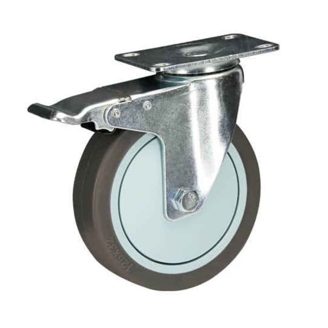 Chivari A Pair of Fixed and Swivel Wheels 5