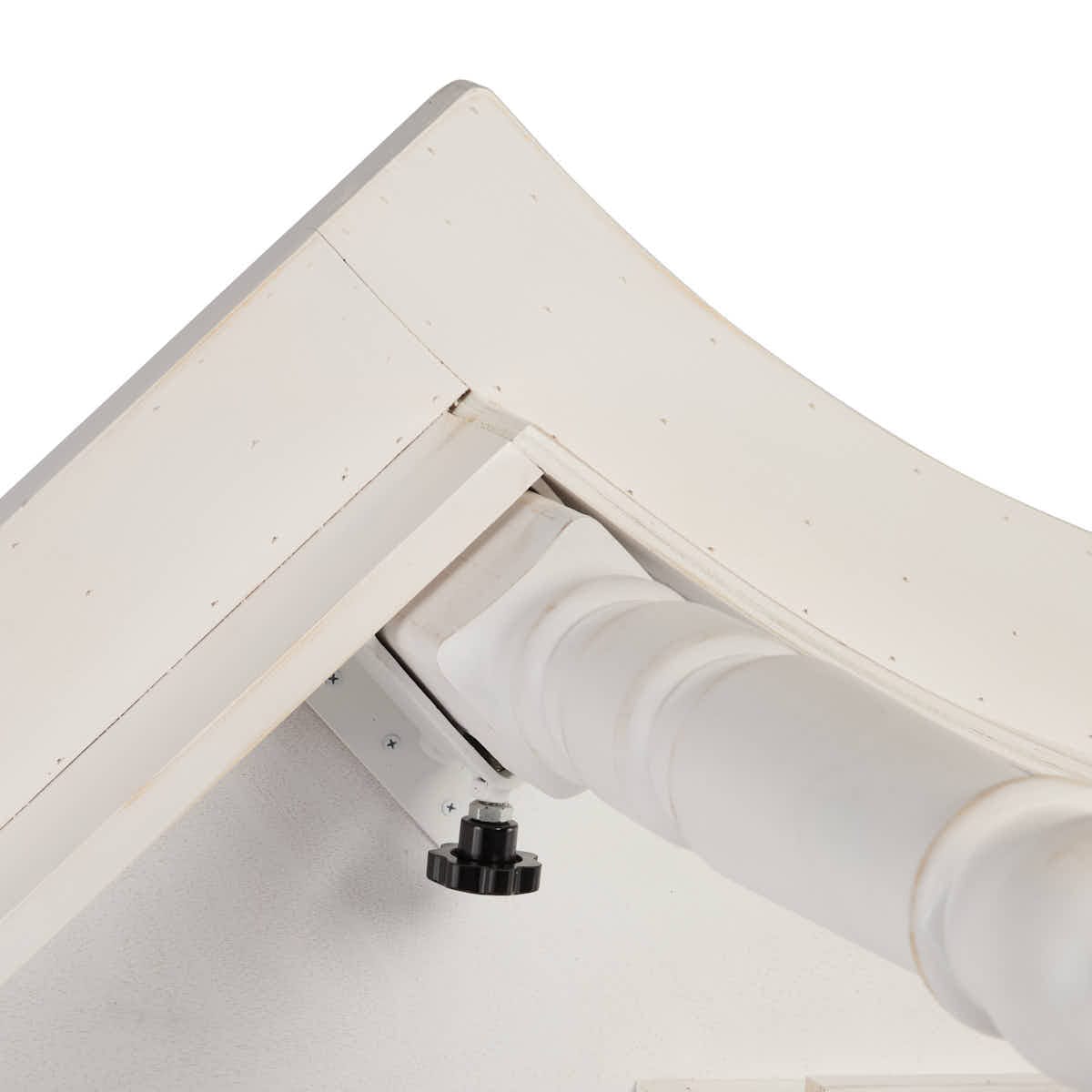 Chivari 99" x 40" (8.25 Foot) White Distressed Serpentine Fluted Leg Wood Farm Table TFARM-SERP-9940-WD-AX