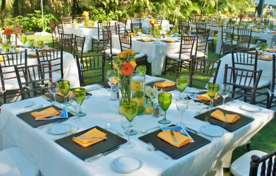 Table and Chair Linens